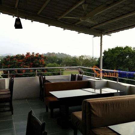 Hotel Samridhi Udajpur Exteriér fotografie
